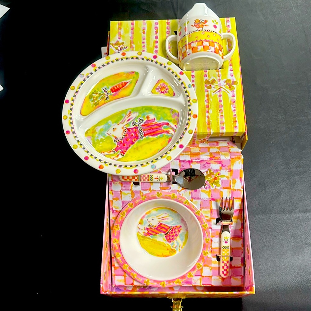 Mackenzie-Childs toddler Bunny Dinnerware Set